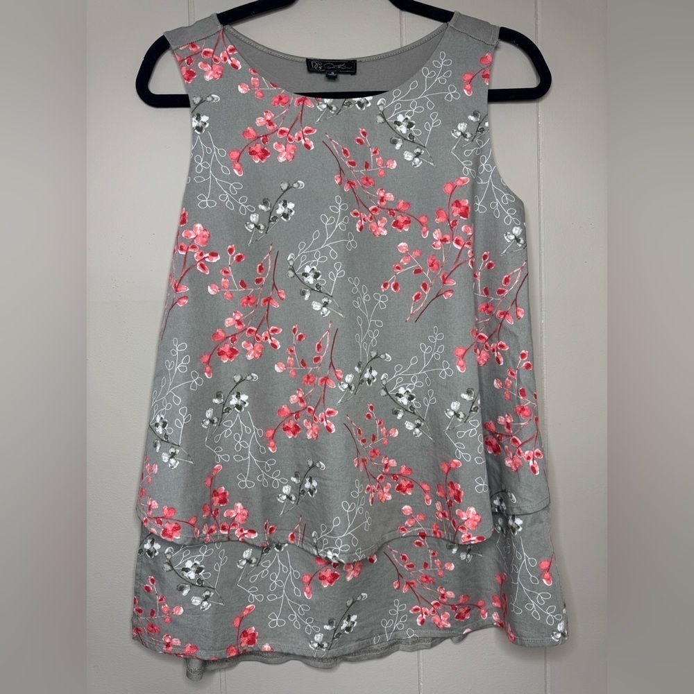 DG2 by Diane Gilman Floral Flutter Hem Tank Womens Size Small - Picture 7 of 7